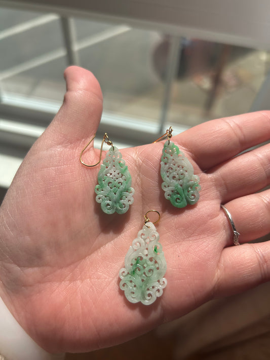 Natural Jadeite Jewelry Set- Soft Green (Earrings & Pendant, 14k Gold)n
